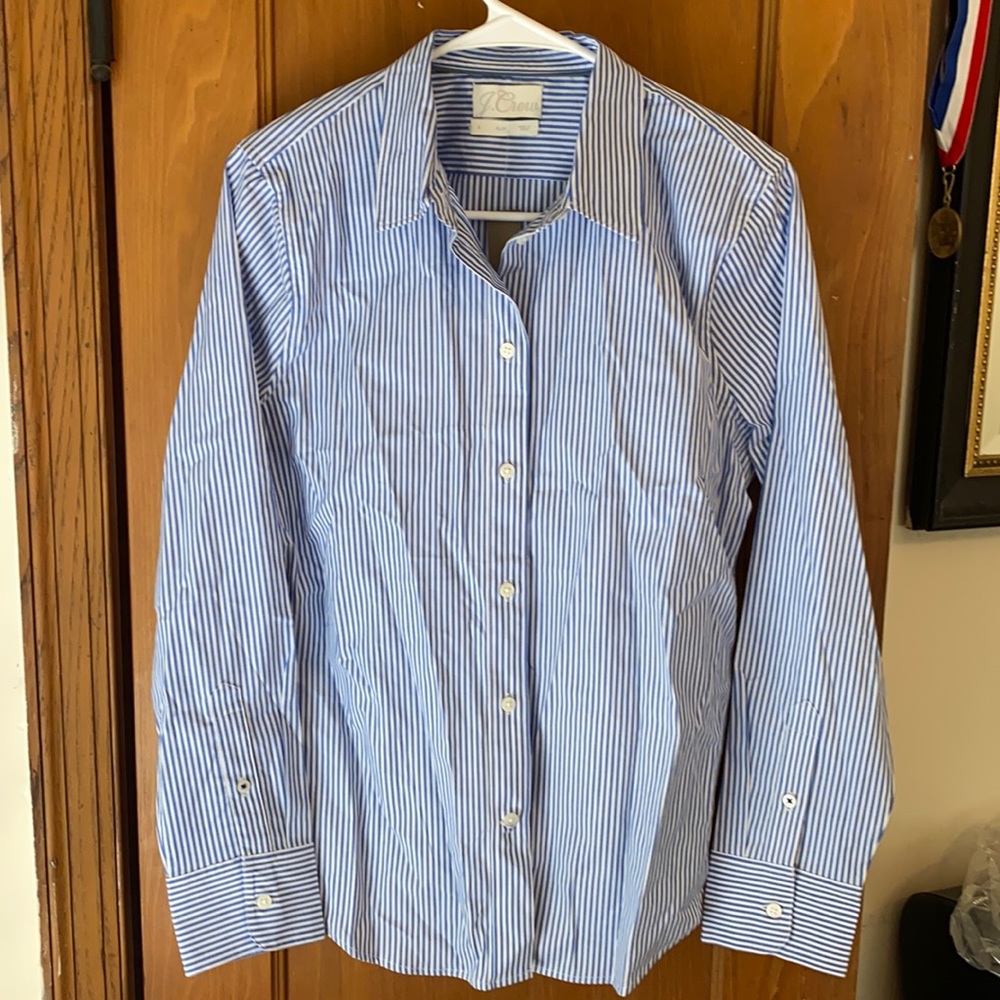 Slim fit button down